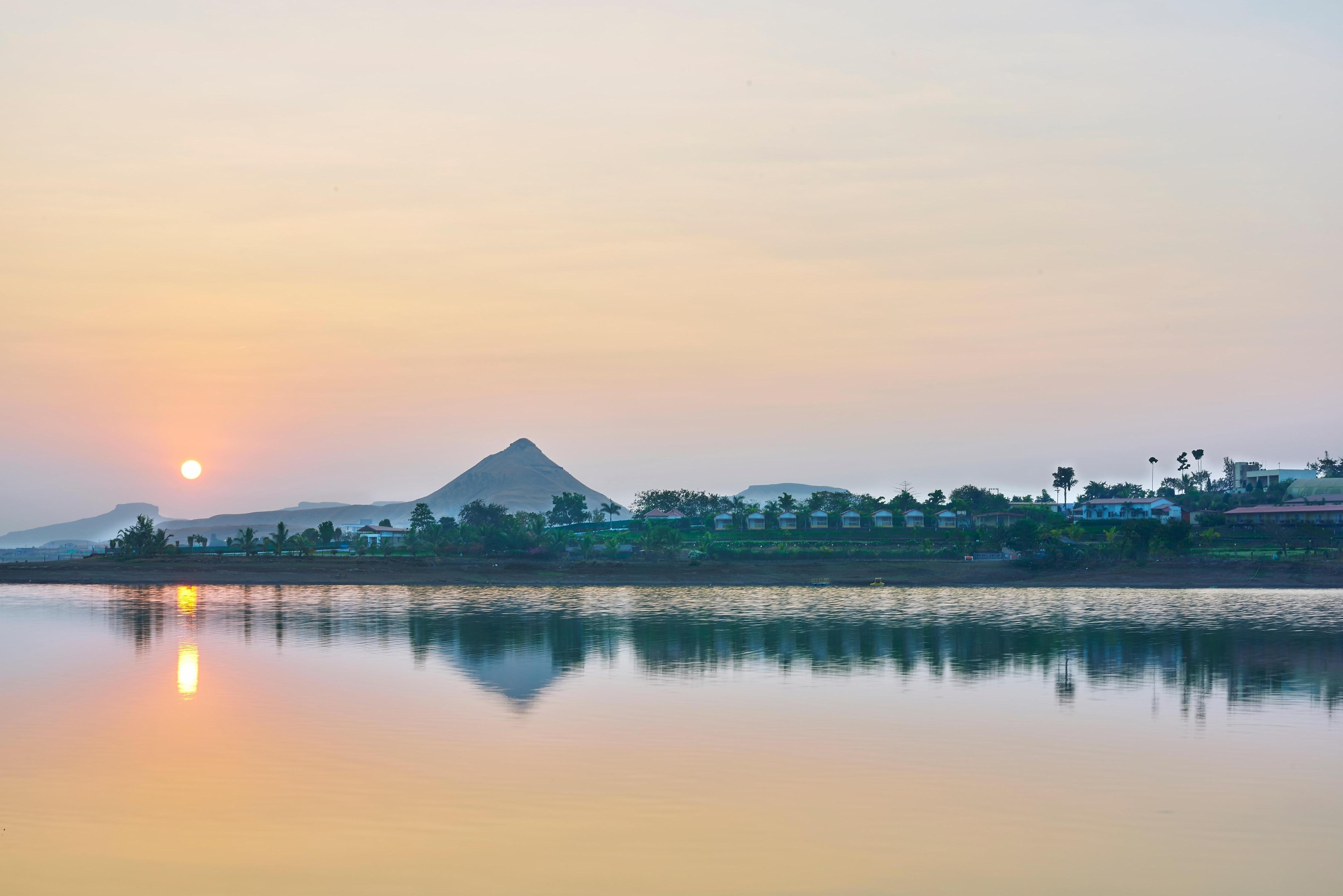 SAVANA LAKE RESORT